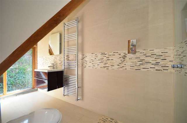  Image of 3 bedroom Detached house for sale in Rhododendron Avenue Meopham Gravesend DA13 at Culverstone Meopham Meopham, DA13 0TT