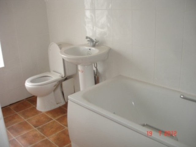  Image of 3 bedroom Flat to rent in Ribbleton Lane Preston PR1 at Ribbleton Lane  Preston, PR1 5ED