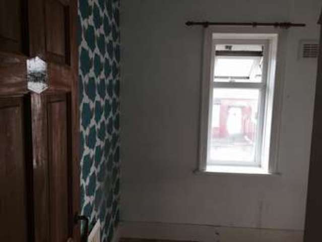  Image of 4 bedroom Semi-Detached house to rent in Ripon Avenue Huddersfield HD2 at Ripon Avenue  Huddersfield, HD2 2QP