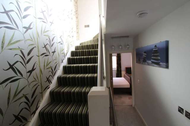  Image of 4 bedroom Town House to rent in River Street Manchester M1 at River Street  Manchester, M1 5BG