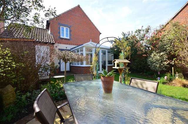  Image of 3 bedroom Detached house for sale in Robinson Close Selsey Chichester PO20 at Selsey Chichester Selsey, PO20 0FD