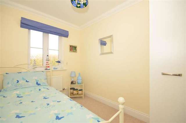  Image of 3 bedroom Detached house for sale in Robinson Close Selsey Chichester PO20 at Selsey Chichester Selsey, PO20 0FD