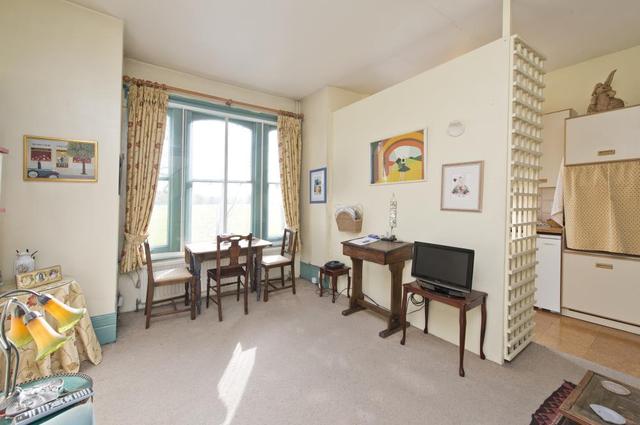  Image of 1 bedroom Flat for sale in Rocks Lane London SW13 at Rocks Lane  London, SW13 0DA