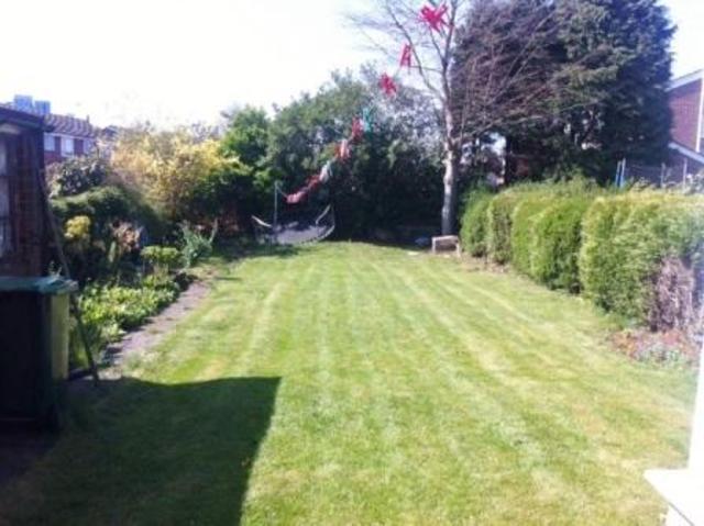  Image of 3 bedroom Semi-Detached house to rent in Roebuck Lane West Bromwich B70 at West Bromwich  Sandwell, B70 6QP