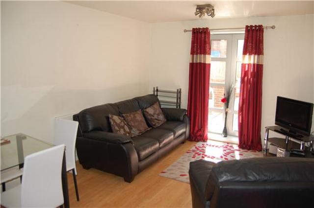  Image of 1 bedroom Flat to rent in Market Link Romford RM1 at Market Link  Essex, RM1 1XN
