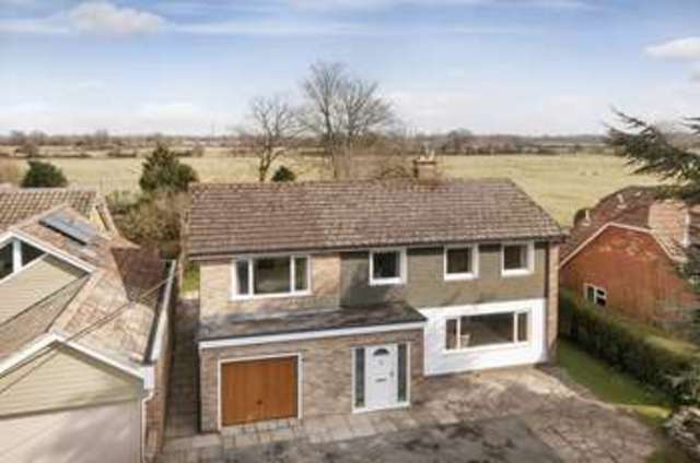  Image of 4 bedroom Detached house for sale in Halterworth Lane Romsey SO51 at Halterworth Lane  Romsey, SO51 9AD