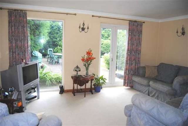  Image of 4 bedroom Cottage for sale in Blind Lane Brandon Grantham NG32 at Brandon, NG32 2AR
