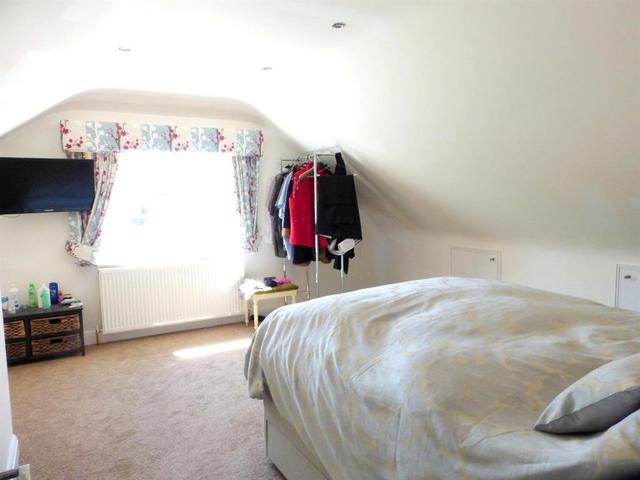  Image of 4 bedroom Semi-Detached house for sale in Rosedale Close Bricket Wood St. Albans AL2 at Rosedale Close Bricket Wood St. Albans, AL2 3XE