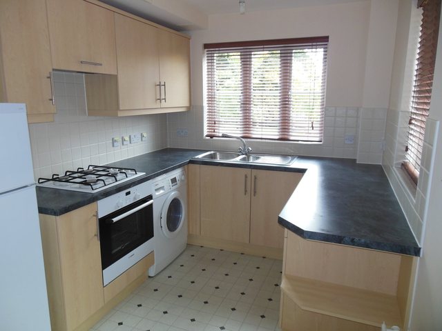  Image of 2 bedroom Flat to rent in Rowlock Gardens Hermitage Thatcham RG18 at Hermitage Thatcham Little Hungerford, RG18 9WT