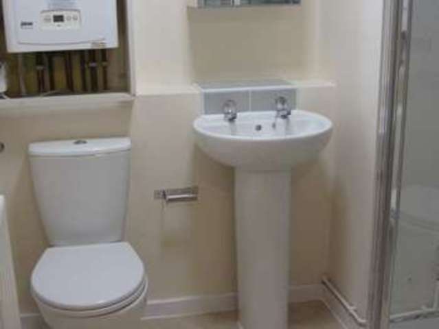  Image of 1 bedroom Property to rent in Mount Pleasant Batchley Redditch B97 at Mount Pleasant Redditch Redditch, B97 4JF