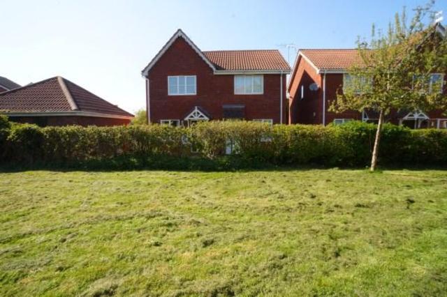  Image of 2 bedroom Detached house for sale in Rushy Way Emersons Green Bristol BS16 at Emersons Green  Bristol, BS16 7BS