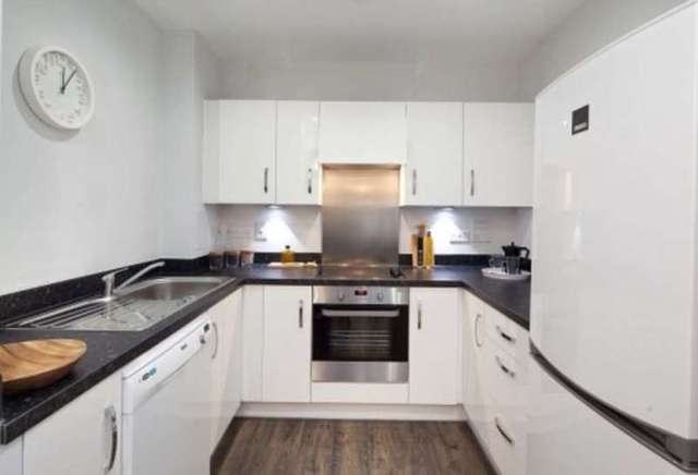 Image of 1 bedroom Apartment to rent in Salisbury Road Southall UB2 at Salisbury Road Salisbury Garden Southall, UB2 5QJ