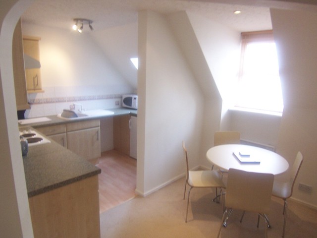  Image of 1 bedroom Flat to rent in Bodorgan Road Bournemouth BH2 at 20 Bodorgan Road  Bournemouth, BH2 6NR