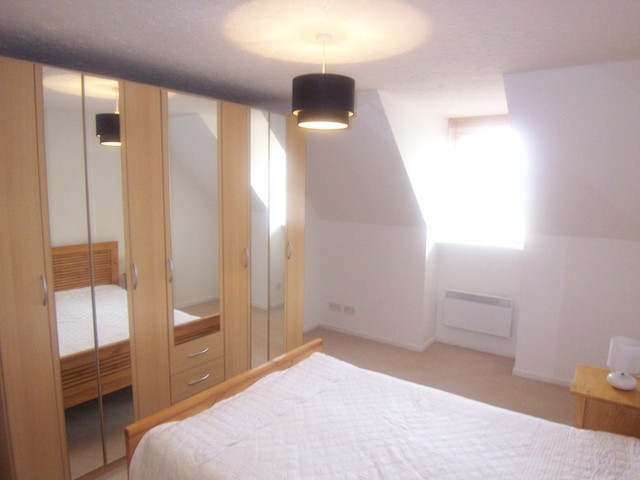  Image of 1 bedroom Flat to rent in Bodorgan Road Bournemouth BH2 at 20 Bodorgan Road  Bournemouth, BH2 6NR