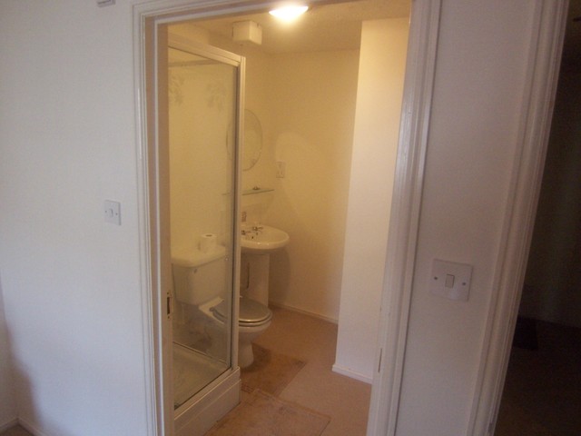  Image of 1 bedroom Flat to rent in Bodorgan Road Bournemouth BH2 at 20 Bodorgan Road  Bournemouth, BH2 6NR