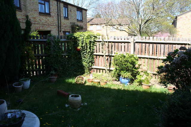  Image of 1 bedroom Maisonette to rent in Sandy Lane North Wallington SM6 at Surrey  Wallington, SM6 8LJ