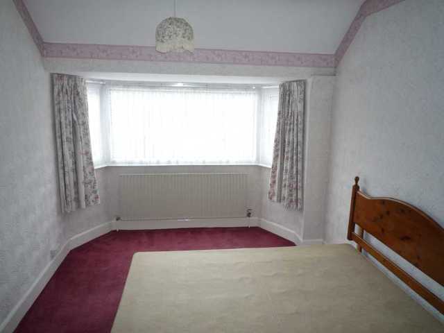  Image of 3 bedroom Semi-Detached house to rent in Sarehole Road Hall Green Birmingham B28 at SAREHOLE ROAD  BIRMINGHAM, B28 8DT