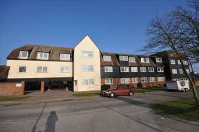  Image of 3 bedroom Flat for sale in Seaview Avenue West Mersea Colchester CO5 at Seaview Avenue West Mersea West Mersea, CO5 8BX