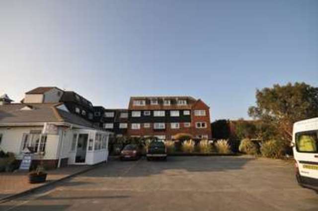  Image of 3 bedroom Flat for sale in Seaview Avenue West Mersea Colchester CO5 at Seaview Avenue West Mersea West Mersea, CO5 8BX