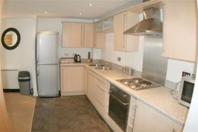  Image of 2 bedroom Flat to rent in Central Way Warrington WA2 at Warrington, WA2 7TG
