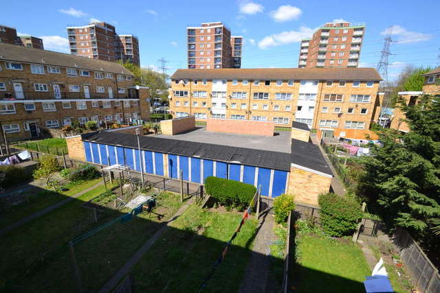  Image of 2 bedroom Flat for sale in Selborne Avenue London E12 at London Little Ilford, E12 5NP