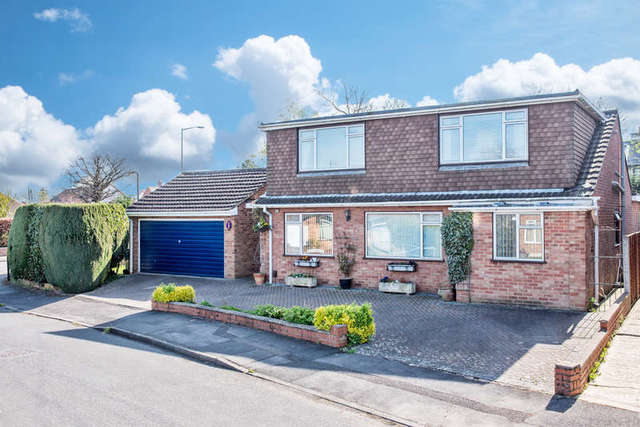  Image of 3 bedroom Detached house for sale in Greenway Close Shurdington Cheltenham GL51 at Shurdington Cheltenham, GL51 4TL
