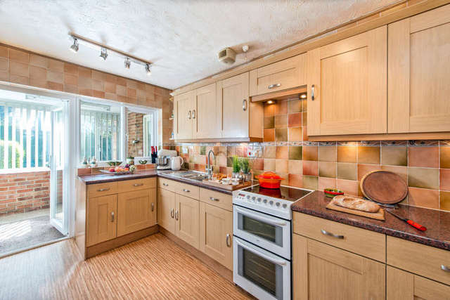  Image of 3 bedroom Detached house for sale in Greenway Close Shurdington Cheltenham GL51 at Shurdington Cheltenham, GL51 4TL