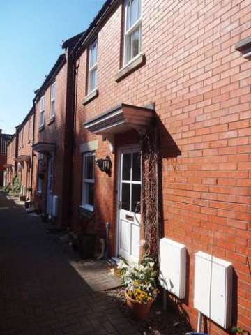  Image of 2 bedroom Detached house for sale in Silver Street Glastonbury BA6 at Silver Street  Glastonbury, BA6 8DG