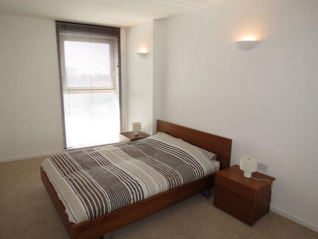  Image of 1 bedroom Apartment to rent in Goulden Street Manchester M4 at 49 Goulden Street  Manchester City, M4 5EL