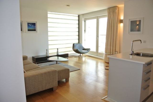  Image of 2 bedroom Apartment to rent in Goulden Street Manchester M4 at 49 Goulden Street  Manchester City, M4 5EH