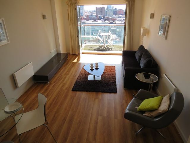  Image of 2 bedroom Apartment to rent in Goulden Street Manchester M4 at 49 Goulden Street  Manchester City, M4 5EN