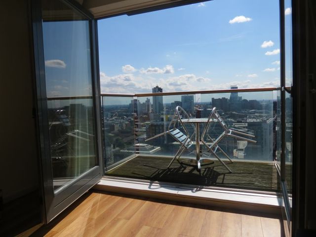  Image of 2 bedroom Apartment to rent in Goulden Street Manchester M4 at 49 Goulden Street  Manchester City, M4 5EN
