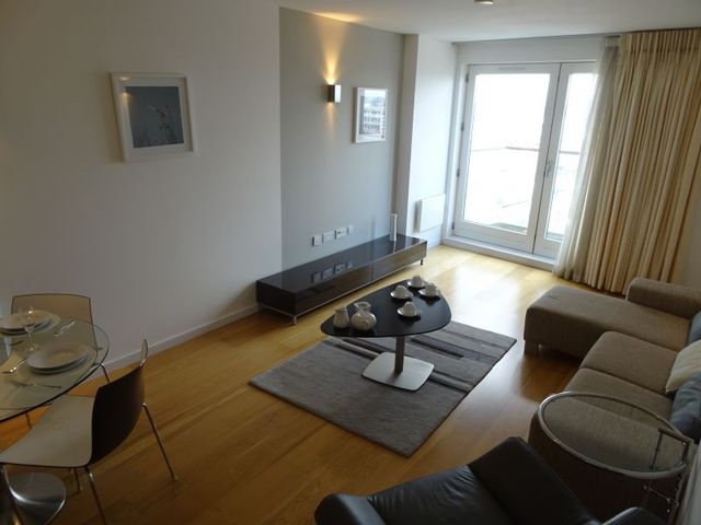  Image of 1 bedroom Apartment to rent in Goulden Street Manchester M4 at 49 Goulden Street  Manchester City, M4 5EL