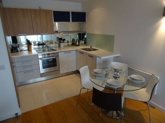  Image of 1 bedroom Apartment to rent in Goulden Street Manchester M4 at 49 Goulden Street  Manchester City, M4 5EL