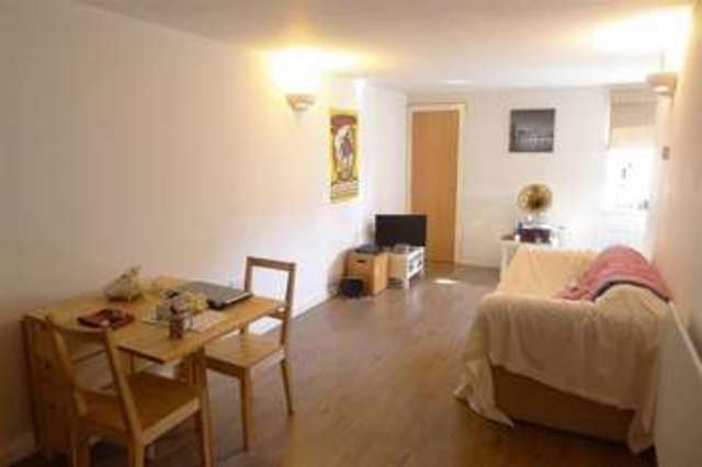  Image of 1 bedroom Flat for sale in Bell Hill Road St. George Bristol BS5 at 125 Bell Hill Road St George Bristol, BS5 7NQ