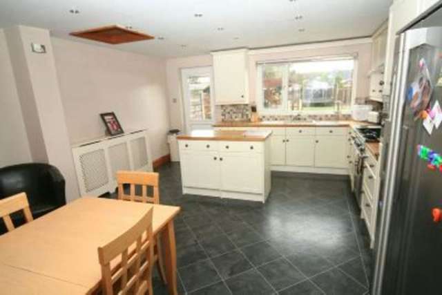  Image of 4 bedroom Semi-Detached house to rent in St. Georges Crescent Timperley Altrincham WA15 at Altrincham, WA15 6HG
