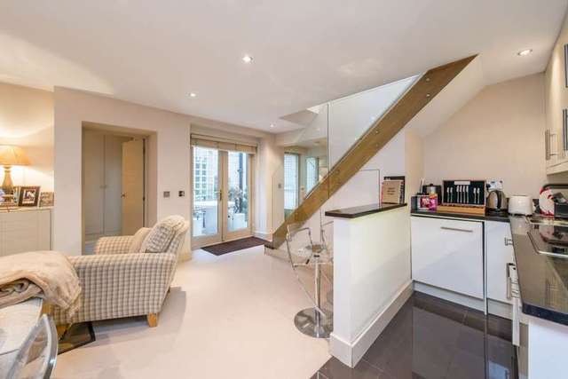  Image of 2 bedroom Ground Flat for sale in St. Georges Drive London SW1V at St. Georges Drive  London, SW1V 4BL