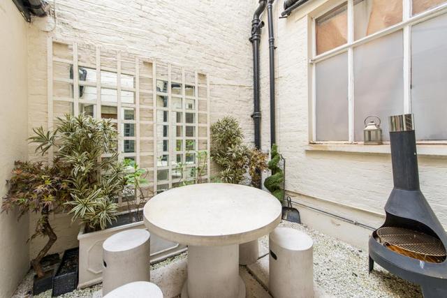  Image of 2 bedroom Ground Flat for sale in St. Georges Drive London SW1V at St. Georges Drive  London, SW1V 4BL