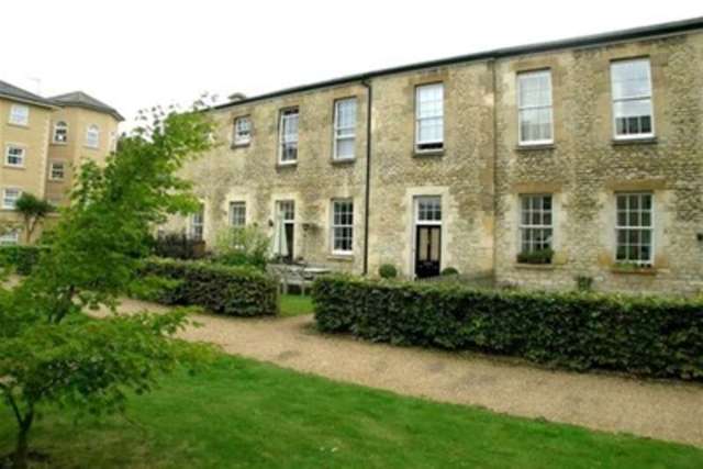  Image of 2 bedroom Terraced house to rent in Mandelbrote Drive Littlemore Oxford OX4 at Oxford, OX4 4TN