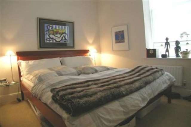  Image of 2 bedroom Terraced house to rent in Mandelbrote Drive Littlemore Oxford OX4 at Oxford, OX4 4TN