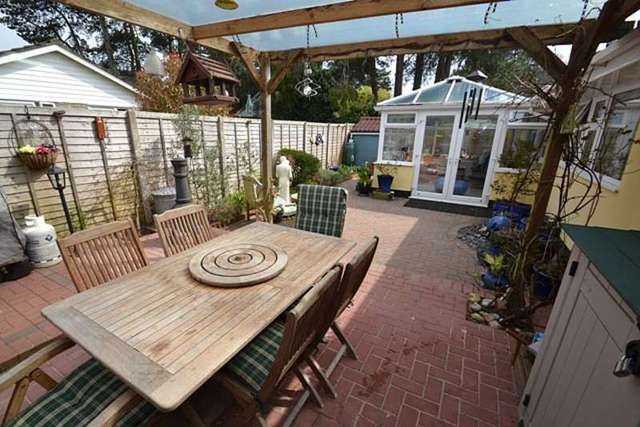  Image of 3 bedroom Detached house for sale in Greenwood Copse St. Ives Ringwood BH24 at 9 Greenwood Copse St. Ives Ringwood, BH24 2PW
