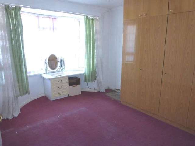  Image of 2 bedroom Detached house for sale in St. Johns Drive Porthcawl CF36 at Porthcawl  Porthcawl, CF36 5PW