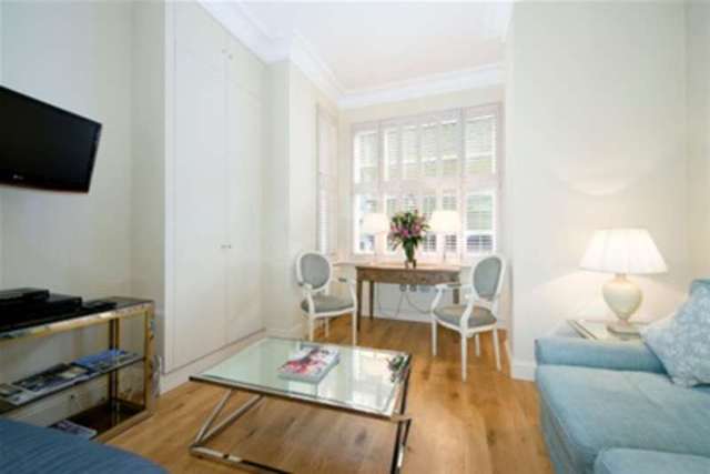  Image of Flat to rent in St. Leonards Terrace London SW3 at London, SW3 4QQ
