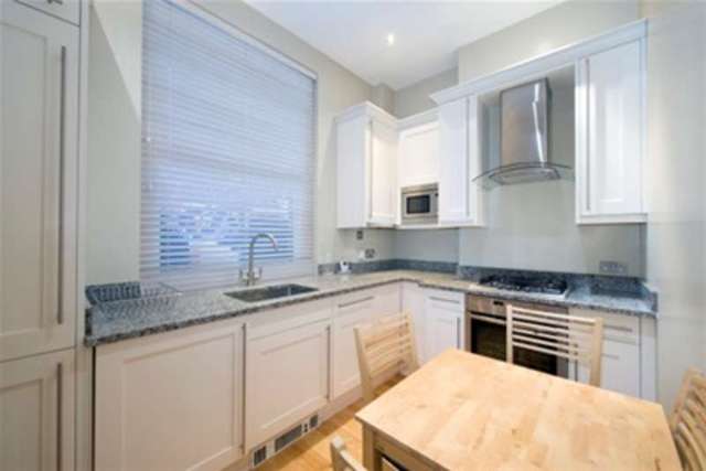  Image of Flat to rent in St. Leonards Terrace London SW3 at London, SW3 4QQ
