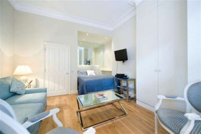  Image of Flat to rent in St. Leonards Terrace London SW3 at London, SW3 4QQ