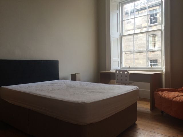 Image of 4 bedroom Flat to rent in St. Stephen Street Edinburgh EH3 at New Town Edinburgh Edinburgh, EH3 5AL