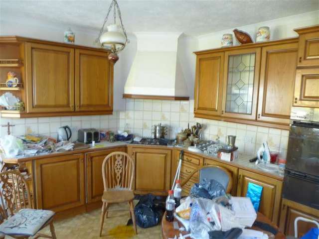  Image of 3 bedroom Detached house for sale in Stoneleigh Avenue Brighton BN1 at Brighton East Sussex Brighton, BN1 8NP
