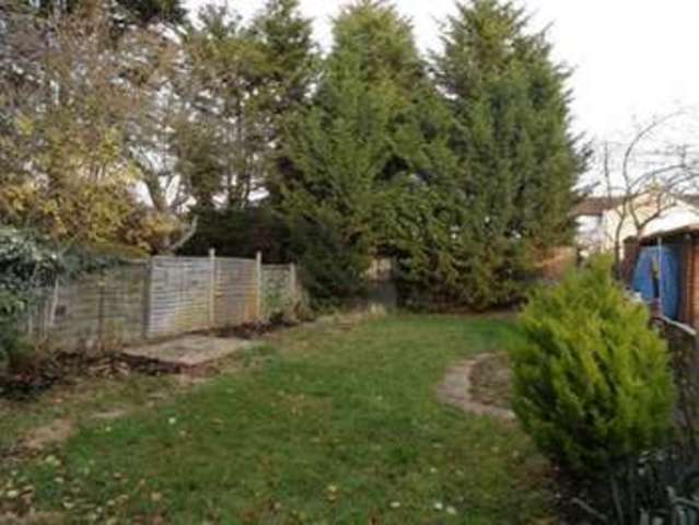  Image of 3 bedroom Detached house to rent in Sunningdale Road Sutton SM1 at Sutton, SM1 2JS
