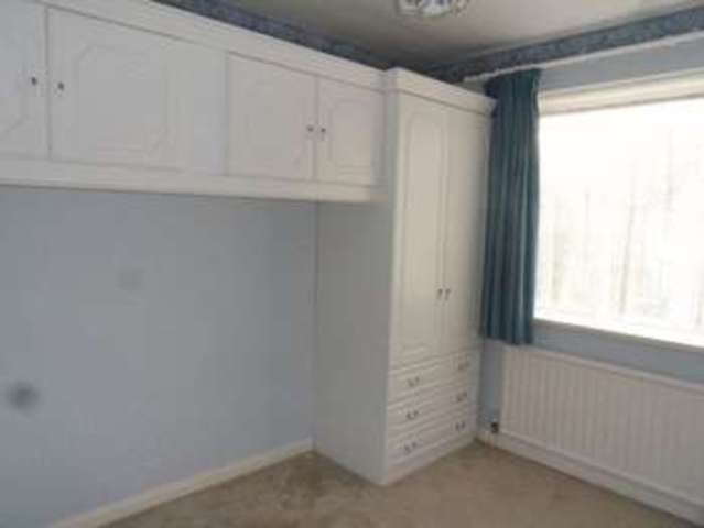  Image of 3 bedroom Detached house to rent in Sunningdale Road Sutton SM1 at Sutton, SM1 2JS