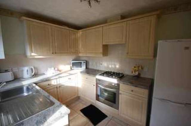  Image of 3 bedroom Property to rent in Swallows Croft Reading RG1 at Swallows Croft Reading Reading, RG1 6EH